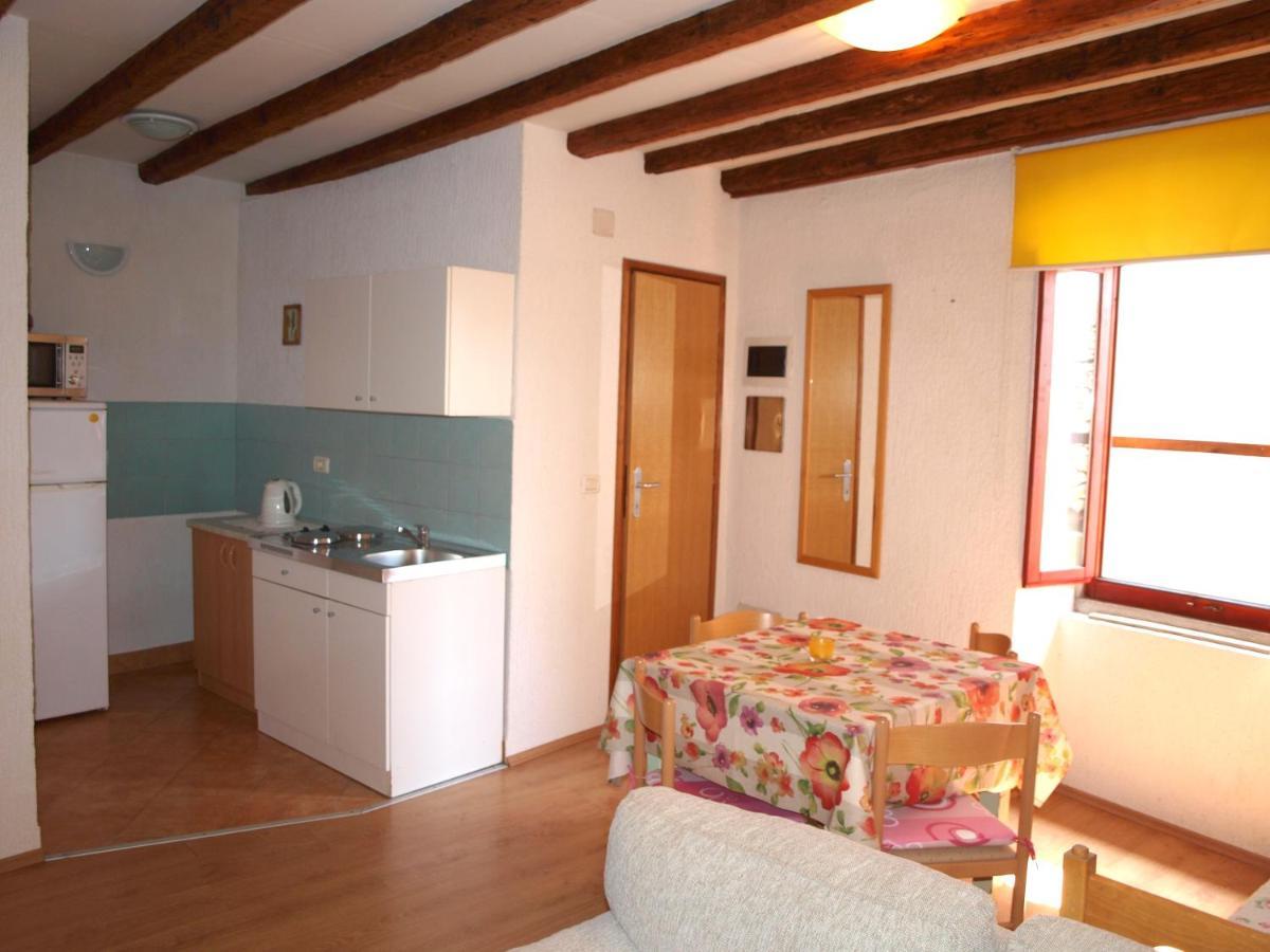Apartment 52 Rovinj Exterior photo